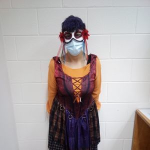 Meet your Posher, April